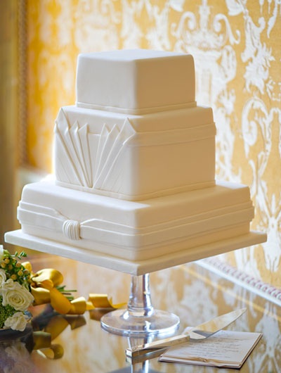 GC Couture's 'Charlotte' cake is the epitome of sophistication.
