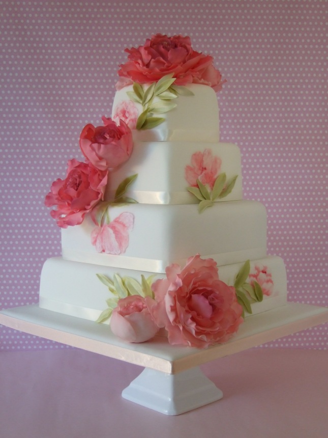 I love, love this 'Peony Embroidery' cake by the fabulous Maki's Cakes.